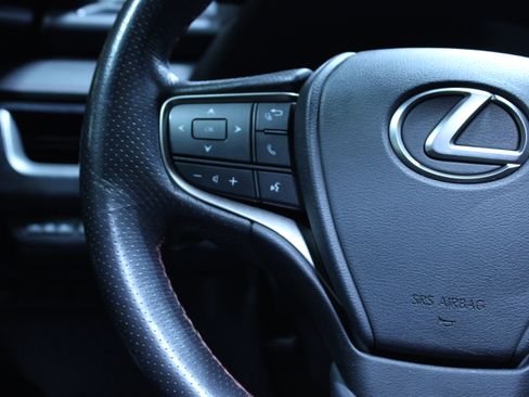 Used 2019 Lexus UX 200 F Sport w/ F Sport Premium Package image 12