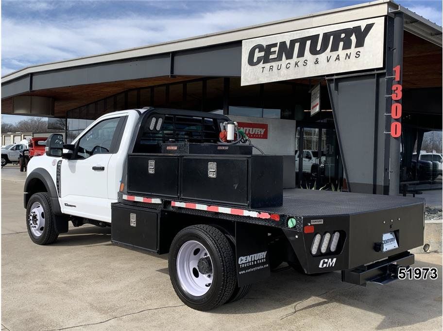 Used 2023 Ford F550 Luxury RWD image 6