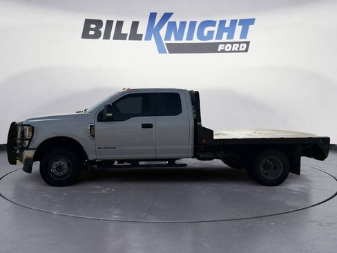 Used 2019 Ford F350 XL w/ XL Value Package image 2