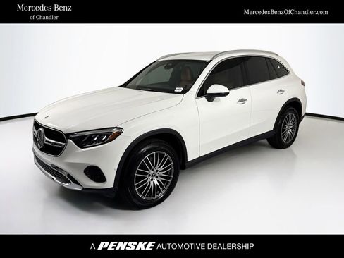 Certified 2026 Mercedes-Benz GLC 300 image 1