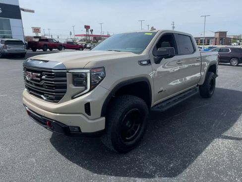 Used 2022 GMC Sierra 1500 AT4 w/ AT4 Premium Package image 5