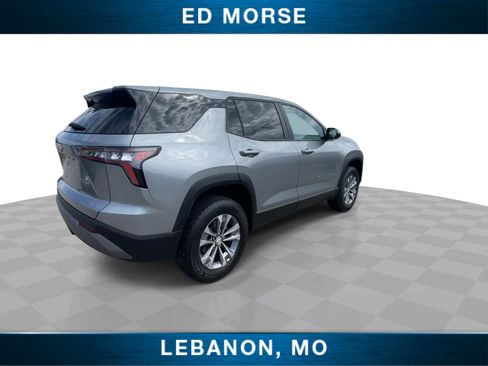 Used 2025 Chevrolet Equinox LT FWD image 8