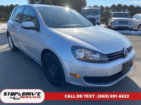 Used 2013 Volkswagen Golf 4-Door image 6