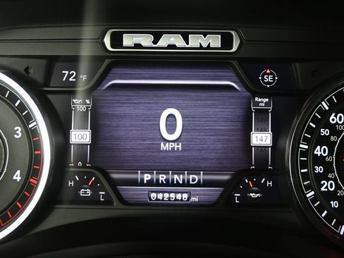 Used 2022 RAM 2500 Laramie w/ Night Edition AWD/4WD image 26