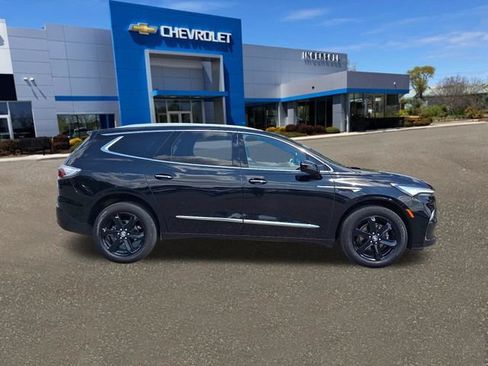 Used 2023 Buick Enclave Essence w/ Experience Buick Package AWD/4WD image 27