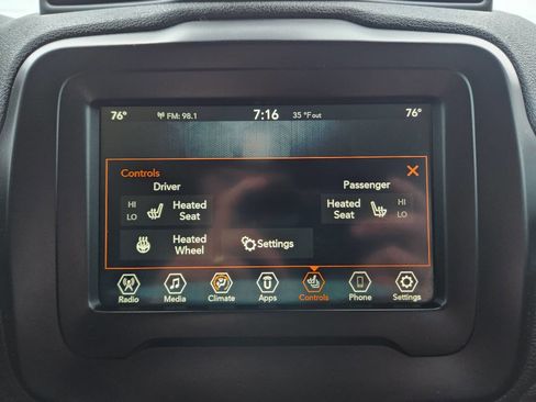 Used 2019 Jeep Renegade Trailhawk image 23