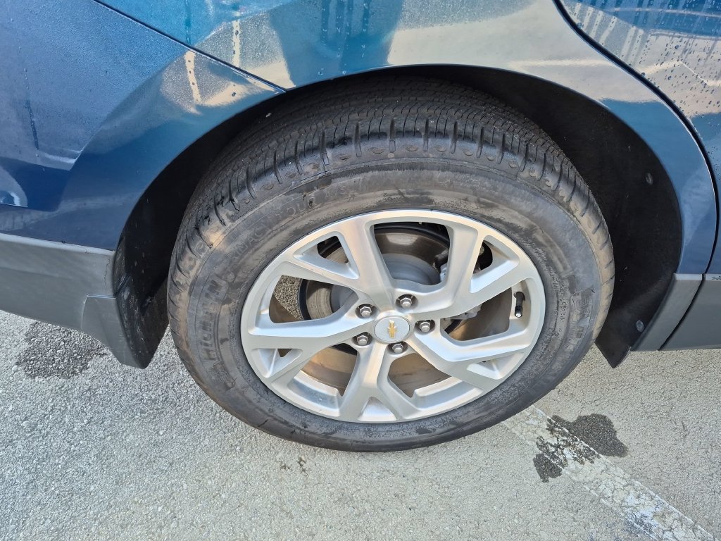Used 2020 Chevrolet Equinox Premier AWD/4WD image 11