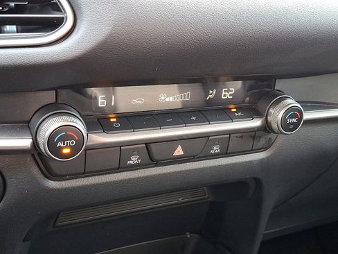 Used 2023 MAZDA CX-30 AWD 2.5 S w/ Select Package image 17