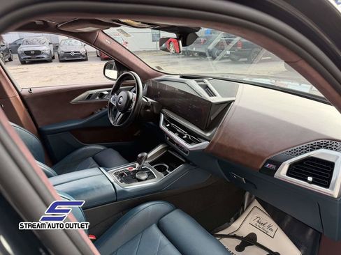 Used 2023 BMW XM image 14