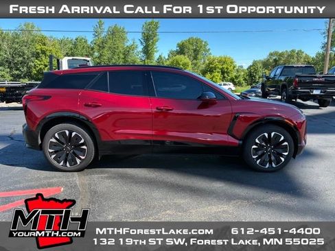 Used 2024 Chevrolet Blazer EV RS AWD/4WD image 1