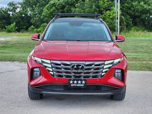 Used 2023 Hyundai Tucson Limited AWD/4WD image 2