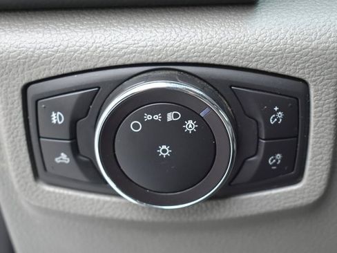 Used 2019 Ford F250 XLT w/ XLT Value Package image 16