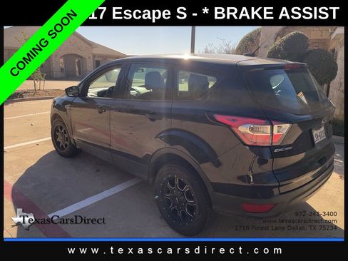 Used 2017 Ford Escape S image 2