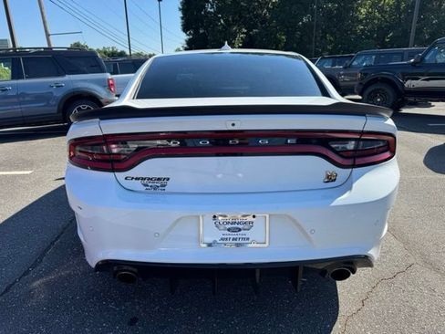 Used 2023 Dodge Charger Scat Pack w/ Plus Group RWD image 7