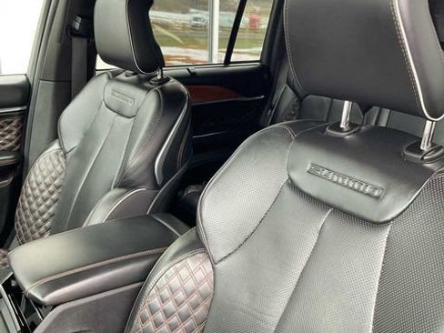 Used 2024 Jeep Grand Cherokee Summit AWD/4WD image 25