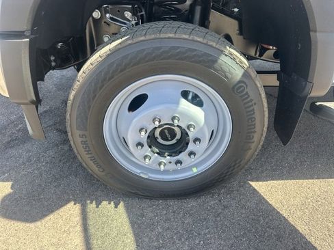 New 2025 Ford F550 4x4 Crew Cab Super Duty image 44