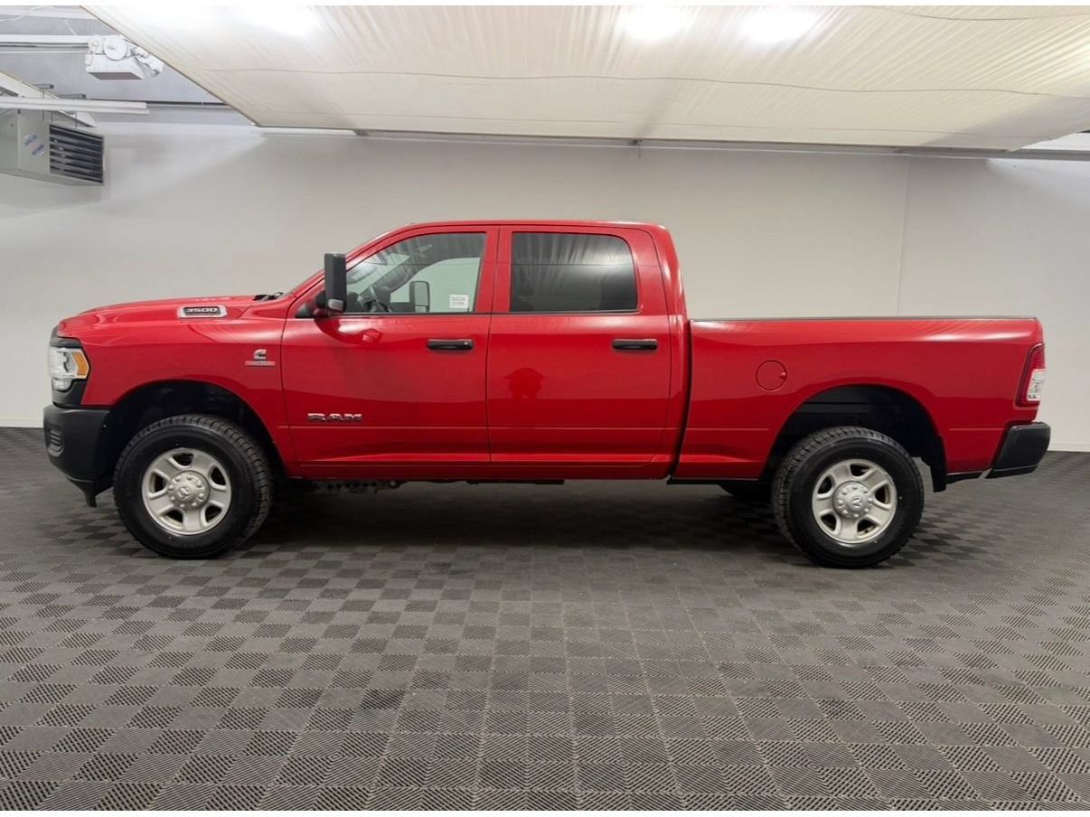Used 2022 RAM 3500 Tradesman AWD/4WD image 2