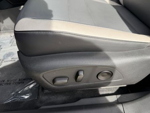 Used 2024 Honda Prologue Touring image 30