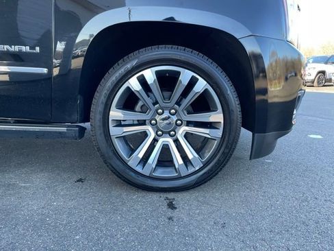 Used 2018 GMC Yukon XL Denali w/ Denali Ultimate Package image 39