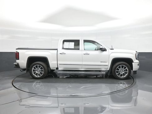Used 2016 GMC Sierra 1500 Denali w/ Enhanced Driver Alert Package AWD/4WD image 8