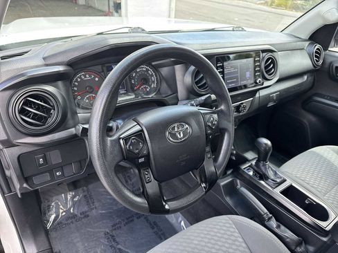 Used 2022 Toyota Tacoma SR RWD image 2