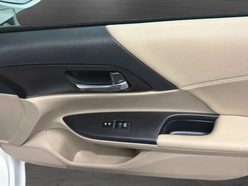 Used 2013 Honda Accord EX-L image 18