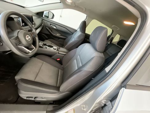 Used 2024 Nissan Rogue SV AWD/4WD image 11