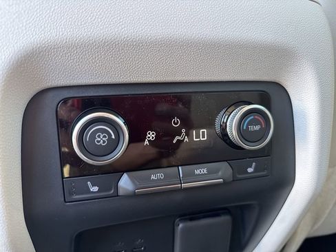 New 2026 Buick Enclave Avenir w/ Super Cruise Package AWD/4WD image 54