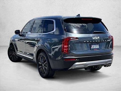 Used 2022 Kia Telluride SX w/ Towing Package FWD image 12