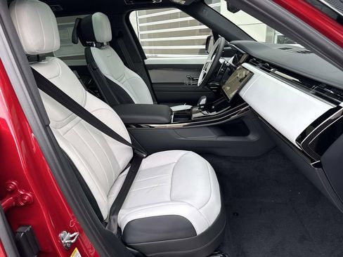 New 2026 Land Rover Range Rover Sport Dynamic SE image 9