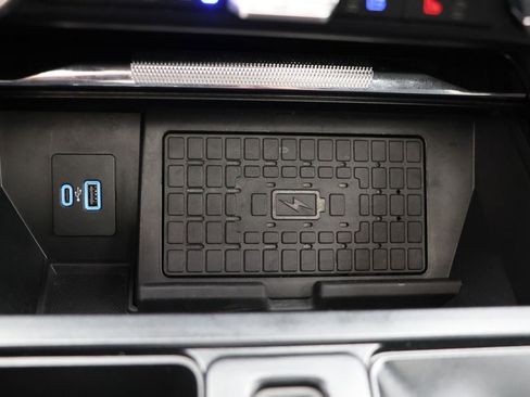 Used 2023 Ford F150 Lariat w/ Equipment Group 502A High image 31