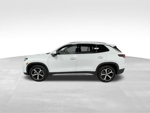 New 2025 Volkswagen Tiguan SE image 3