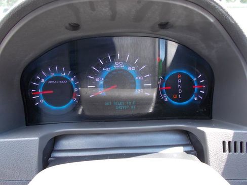 Used 2012 Ford Fusion SEL image 32