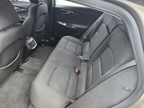 Used 2020 Chevrolet Malibu LT FWD image 15