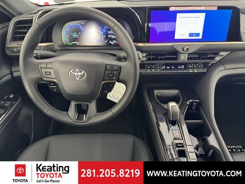 New 2026 Toyota Crown XLE image 8