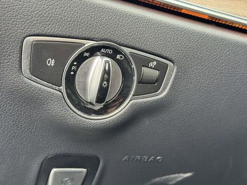 Used 2022 Mercedes-Benz E 350 Sedan image 25