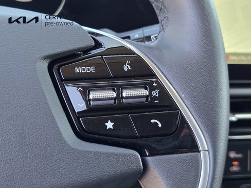 Certified 2024 Kia Niro Wind w/ Wind Preserve Package FWD image 22