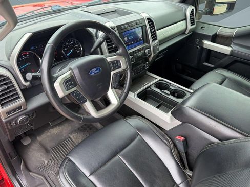 Used 2021 Ford F350 Lariat w/ Lariat Ultimate Package AWD/4WD image 4