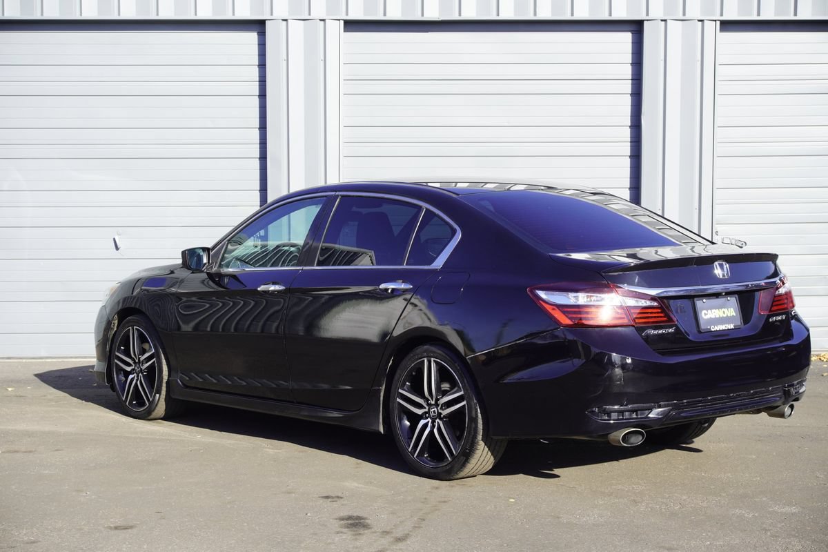 Used 2017 Honda Accord Sport image 3