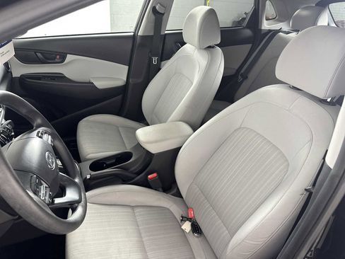 Used 2023 Hyundai Kona SEL image 27