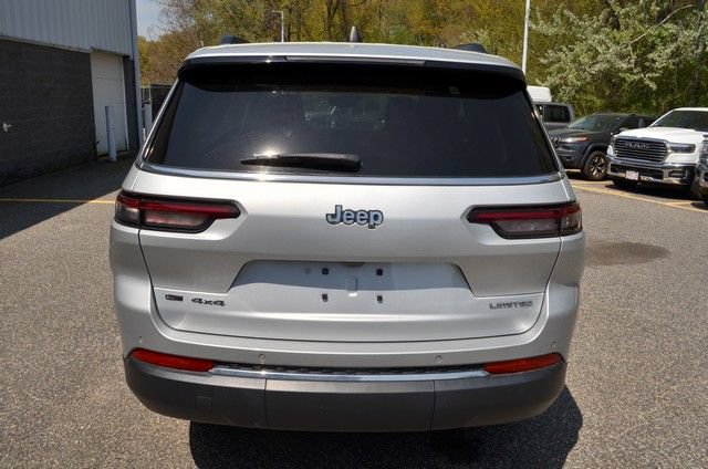 Used 2023 Jeep Grand Cherokee L Limited w/ Rear Seat Video Group I AWD/4WD image 7
