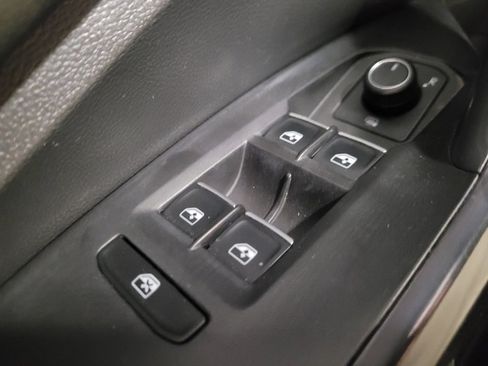 Used 2021 Volkswagen Jetta SEL Premium FWD image 27