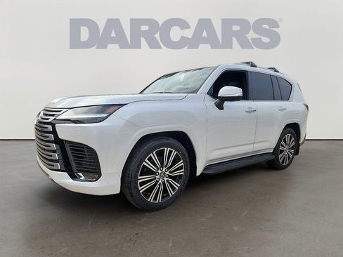 New 2025 Lexus LX 600 4WD w/ Luxury Package image 2