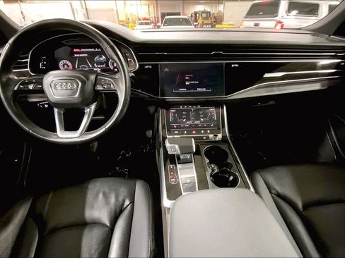 Used 2021 Audi Q8 Premium w/ Black Optic Package image 15