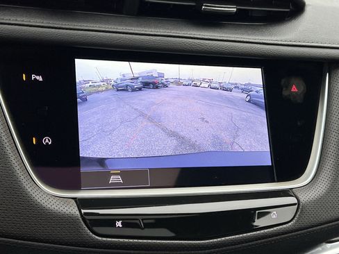 Used 2023 Cadillac XT5 Premium Luxury image 19