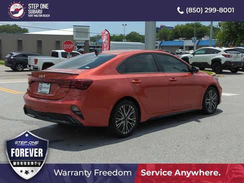 Used 2022 Kia Forte GT-Line w/ GT-Line Premium Package FWD image 7