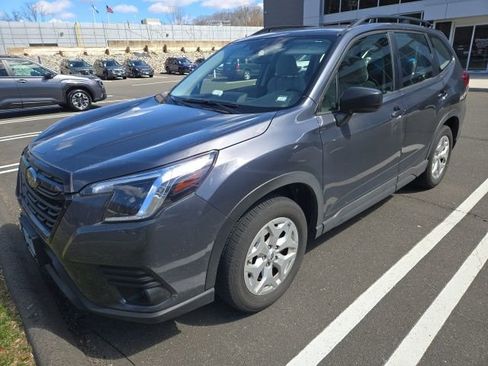 Used 2023 Subaru Forester image 9