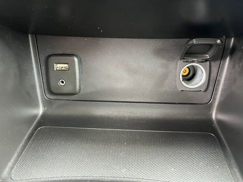Used 2018 Chevrolet Colorado Z71 AWD/4WD image 33