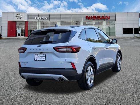Used 2025 Ford Escape Active AWD/4WD image 4