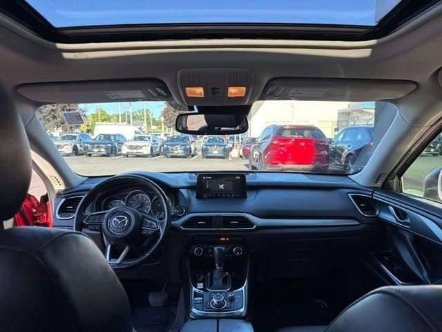 Used 2018 MAZDA CX-9 Touring w/ Touring Premium Package AWD/4WD image 16